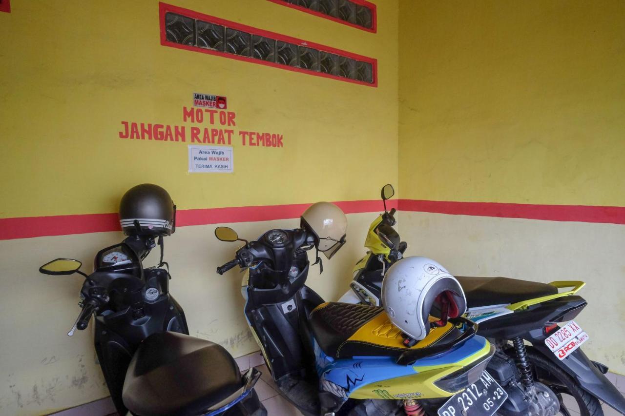Reddoorz Near Pelabuhan Nusantara Parepare Exterior foto